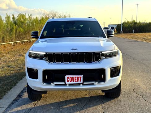 Used 2021 Jeep Grand Cherokee L Overland w/ Advanced Protech Group III image 3