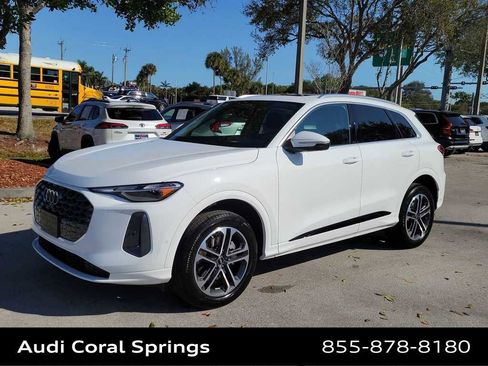 Certified 2025 Audi Q5 Premium w/ Convenience Package image 4