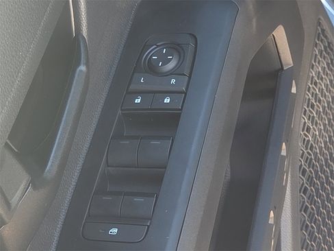 New 2026 Toyota Tacoma SR5 image 25