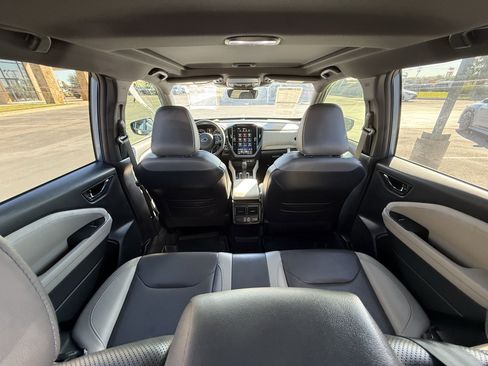 Used 2025 Subaru Forester Limited image 11