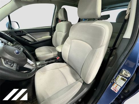 Used 2018 Subaru Forester 2.5i Premium w/ All-Weather Package image 22