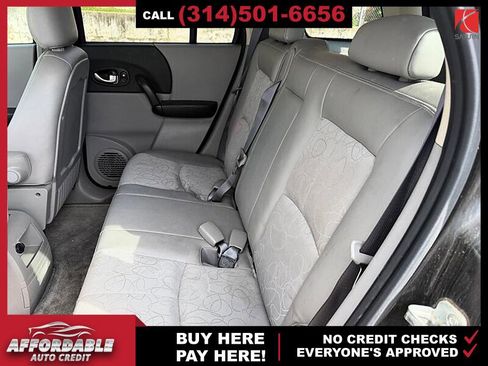 Used 2005 Saturn Vue 2WD V6 w/ Comfort Pkg image 11