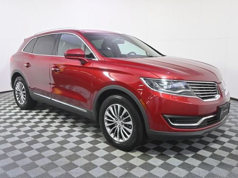 Used 2016 Lincoln MKX Select AWD/4WD image 8