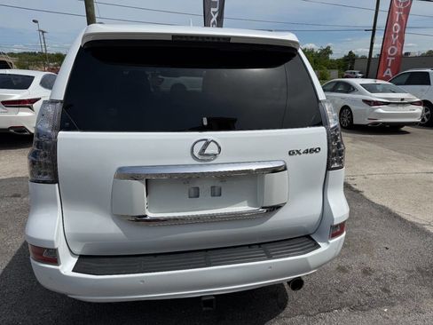 Used 2015 Lexus GX 460 w/ Premium Package AWD/4WD image 6