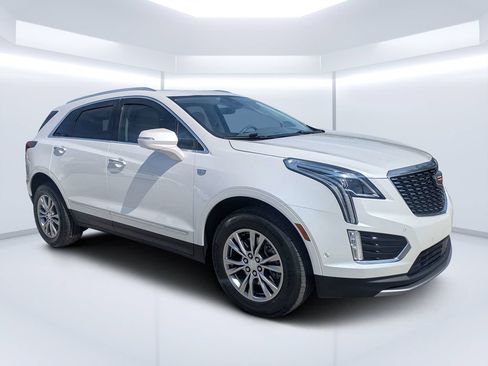 Used 2022 Cadillac XT5 Premium Luxury w/ Technology Package FWD image 1