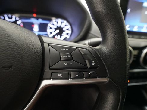 Used 2023 Nissan Sentra SV FWD image 18