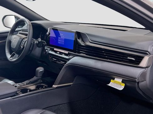 New 2026 Toyota Camry SE image 25