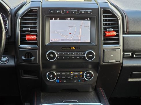 Used 2019 Ford Expedition Limited w/ Equipment Group 303A AWD/4WD image 36