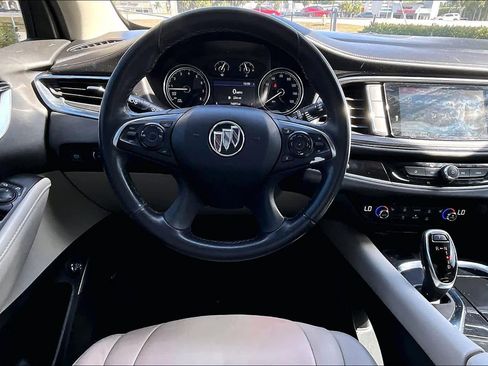 Used 2021 Buick Enclave Essence w/ Sound and Sites Package image 5