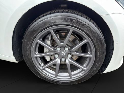 Used 2020 Tesla Model 3 Long Range AWD/4WD image 23