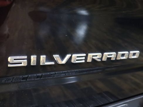 Used 2020 Chevrolet Silverado 1500 RST AWD/4WD image 23