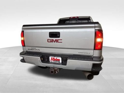 Used 2019 GMC Sierra 2500 Denali w/ Duramax Plus Package image 6