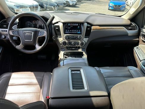 Used 2018 GMC Yukon Denali w/ Denali Ultimate Package image 14