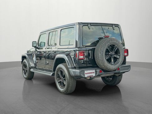 Used 2021 Jeep Wrangler Unlimited Sahara image 5
