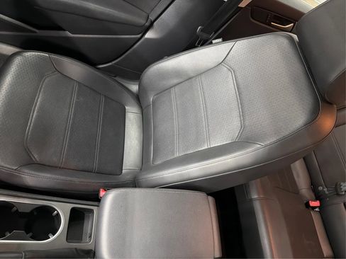 Used 2015 Volkswagen Passat TDI SE image 33