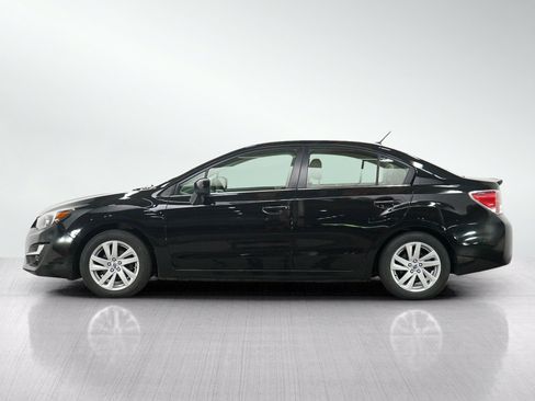 Used 2016 Subaru Impreza 2.0i Premium AWD/4WD image 2