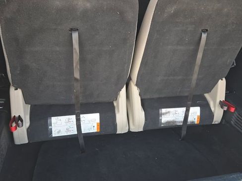 Used 2018 Ford Explorer FWD image 20
