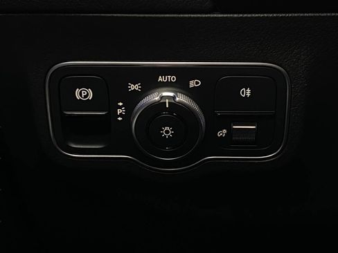 Certified 2026 Mercedes-Benz GLA 250 4MATIC image 14