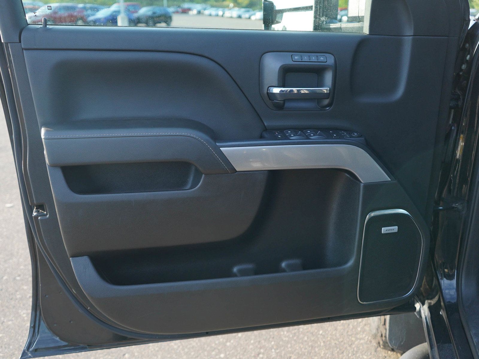 Used 2019 Chevrolet Silverado 2500 LTZ w/ Midnight Edition AWD/4WD image 20