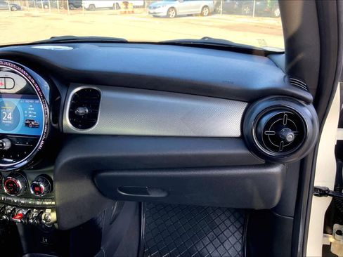 Used 2022 MINI Cooper S image 17