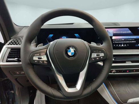 Used 2026 BMW X5 xDrive40i w/ Premium Package image 13