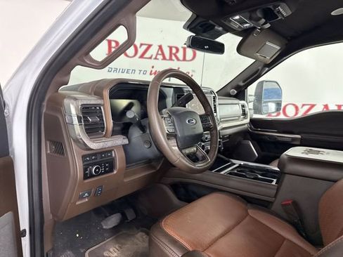 Used 2024 Ford F250 King Ranch image 12