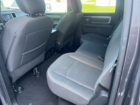 Used 2024 RAM 1500 Warlock RWD image 15