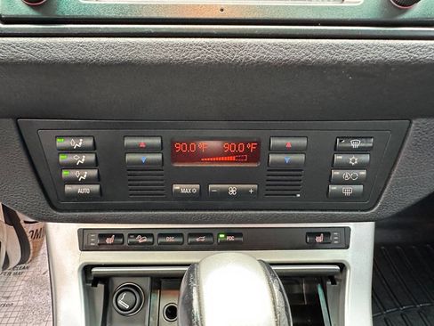 Used 2002 BMW X5 4.6is image 33