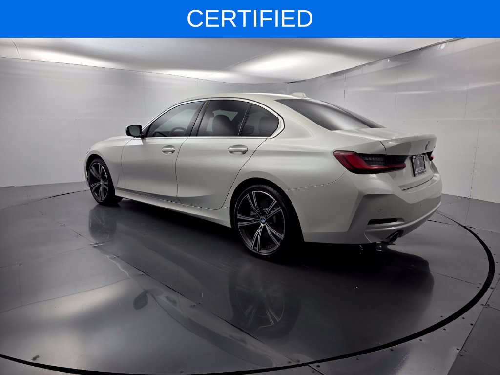 Certified 2024 BMW 330i Sedan w/ Premium Package RWD image 4