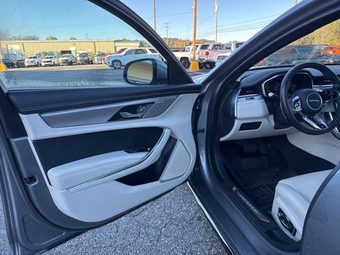 Used 2021 Jaguar XF R-Dynamic SE image 12