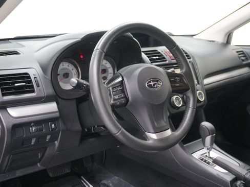 Used 2012 Subaru Impreza 2.0i Limited w/ Popular Pkg 1 AWD/4WD image 10