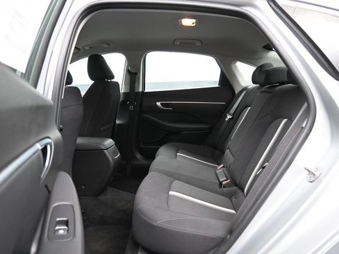 Used 2025 Hyundai Sonata SEL FWD image 26