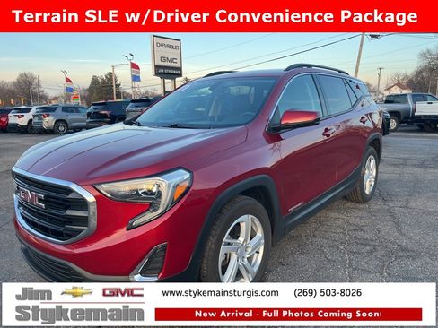 Used 2018 GMC Terrain SLE w/ Driver Convenience Package image 1