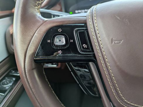 Used 2022 Lincoln Aviator Black Label Grand Touring w/ Class IV Trailer Tow Package image 28