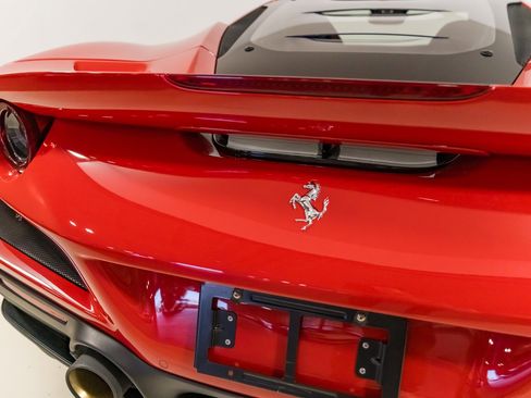 Used 2020 Ferrari F8 Tributo image 47