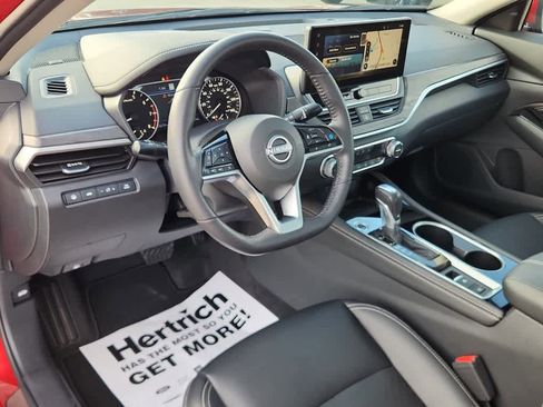 Used 2023 Nissan Altima 2.5 SL image 11
