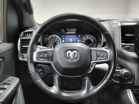 Used 2019 RAM 1500 Big Horn AWD/4WD image 10