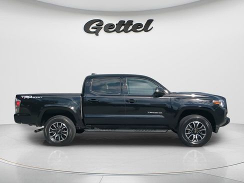 Used 2023 Toyota Tacoma TRD Sport RWD image 4