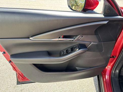 Certified 2023 MAZDA CX-30 AWD 2.5 S w/ Preferred Package image 40