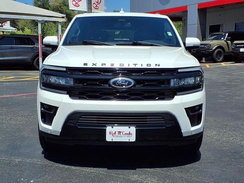 Certified 2023 Ford Expedition Limited RWD image 2