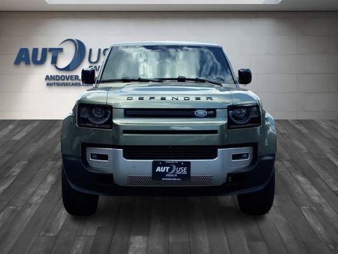 Used 2025 Land Rover Defender 110 S AWD/4WD image 2