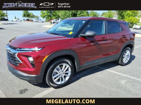 Certified 2024 Chevrolet TrailBlazer LS w/ LS Convenience Package FWD image 1