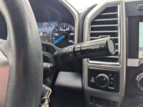 Used 2017 Ford F250 Lariat w/ Lariat Value Package AWD/4WD image 13