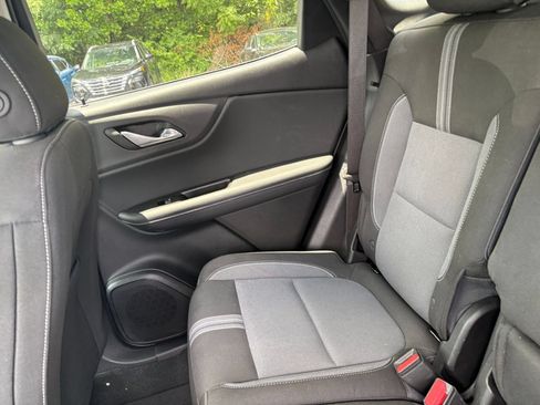 Used 2025 Chevrolet Blazer LT FWD image 36