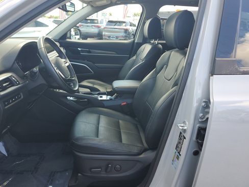 Used 2022 Kia Telluride EX w/ EX Premium Package AWD/4WD image 13