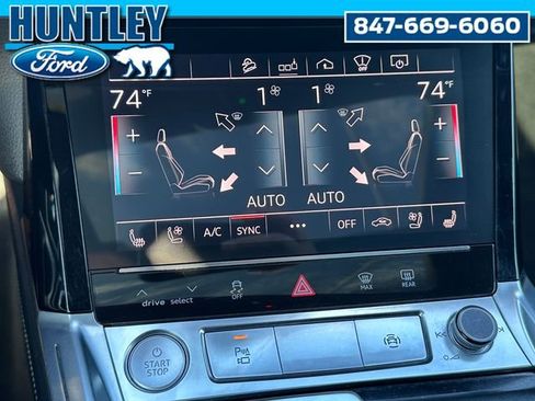 Used 2019 Audi e-tron Prestige w/ Prestige Package image 29