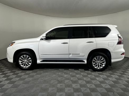 Used 2019 Lexus GX 460 Premium image 2