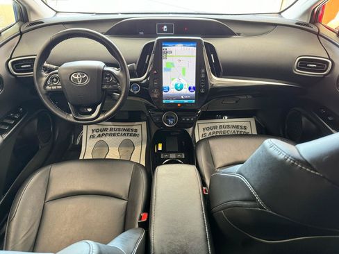 Used 2021 Toyota Prius Prime Limited FWD image 21