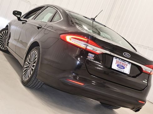 Certified 2017 Ford Fusion SE w/ Fusion SE Technology Package image 37