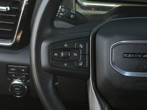Used 2024 GMC Sierra 2500 Denali Ultimate AWD/4WD image 17